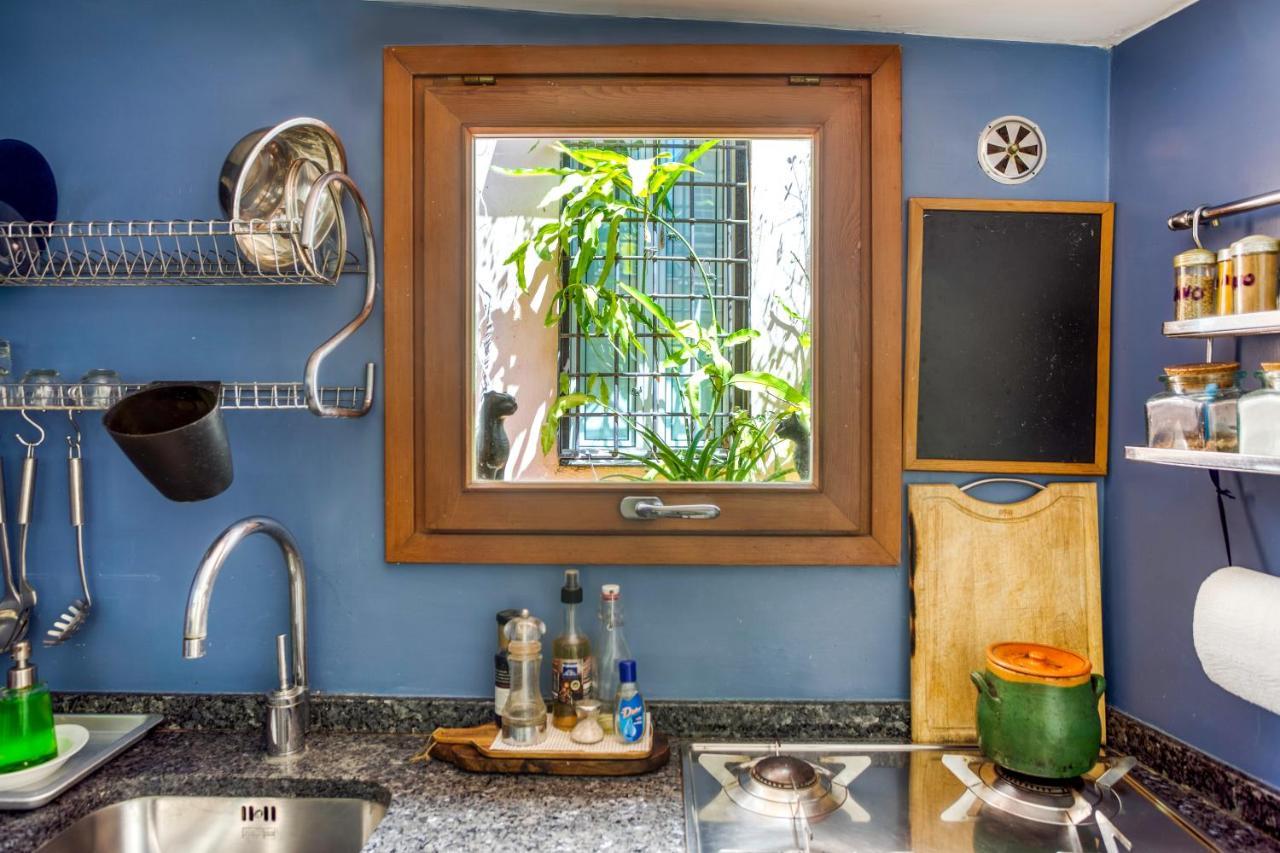 Maggiore 145 Apartment With Private Garden - Rione Monti โรม ภายนอก รูปภาพ